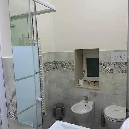 בית הארחה Il Canale Design House רגוזה