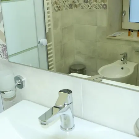 Il Canale Design House 4* רגוזה