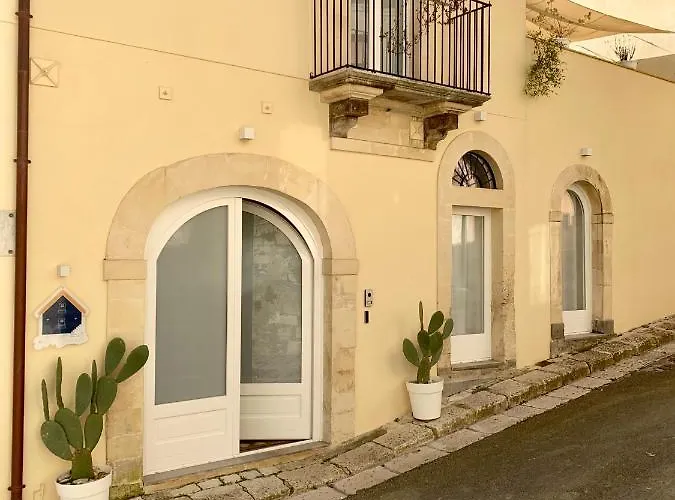 Πανσιόν Il Canale Design House